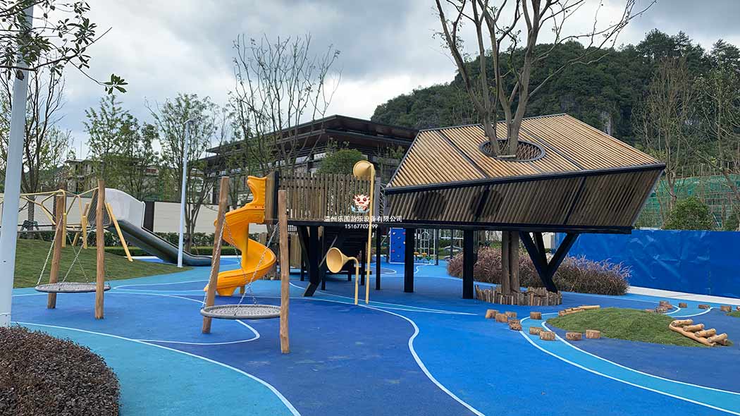游樂(lè)設(shè)備