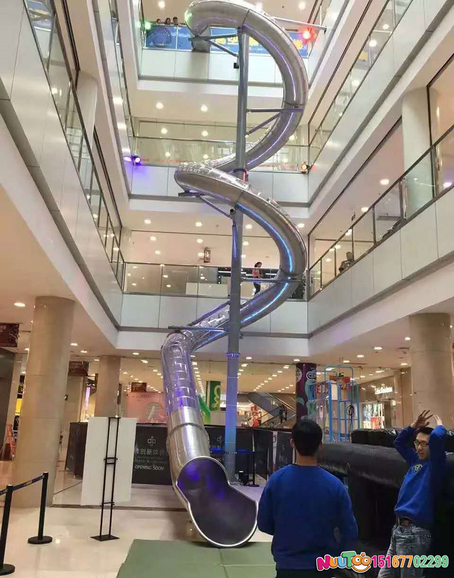 不銹鋼滑梯的材料有什么特別之處？有多方面優(yōu)點