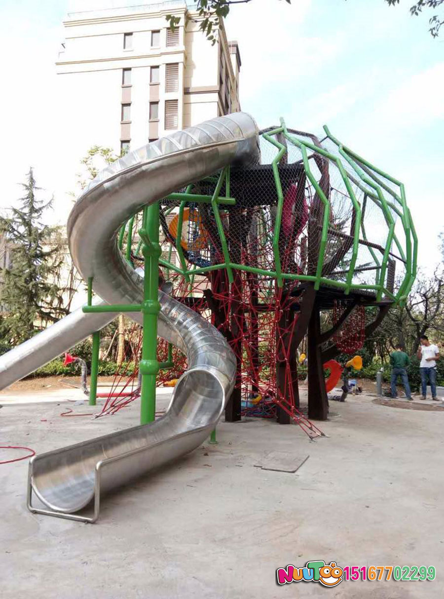如何養(yǎng)護(hù)幼兒園戶外玩具？能使壽命更長久